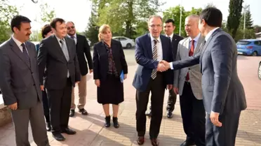 Rektör Uzun, Akademisyenlerle Biraraya Geldi