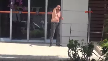 Antalya Tedavi Edilmediği Iddiasıyla Kendini Kesti