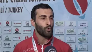 Milli Karateciler Aktaş ve Yakan'dan Altın Madalya
