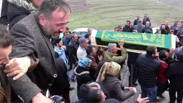 Polisle Girdiği Çatışmada Ölen Sıla Albay'ı DHKP-C Çocuk Yaşta Ağına Düşürmüş