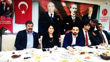 Taşdoğan MHP'li Delegelerle Biraraya Geldi