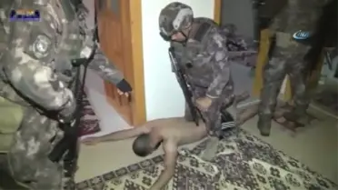 Mehter'li Uyuşturucu Operasyonu: 51 Gözaltı