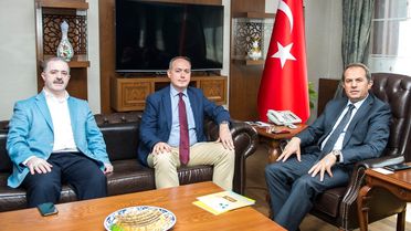 Türçev Heyetinden Vali Taşyapan'a Ziyaret