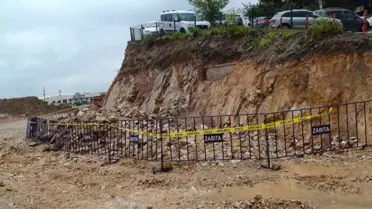 Tuzla'da Bulunan Tarihi Lahit Mezarlar Güvenlik Çemberine Alındı