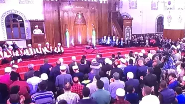 Berat Kandili'nde Van'da Camiiler Doldu