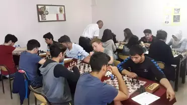 Söke'de Liseler Arası Satranç Turnuvası