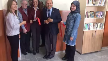 Hayırsever Vatandaş 109'uncu Kütüphanesini Açtı