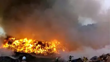 Manisa Çöplüğünde Yangın
