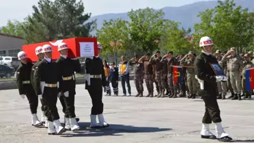 Şehit Astsubay Son Yolculuğuna Uğurlanıyor (1)