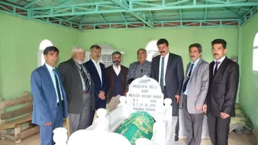 Oltulu Aşık Mevlüt İhsani Mezarı Başında Anıldı