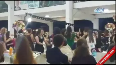 Azra Akın, İpsala'da Düğüne Katıldı