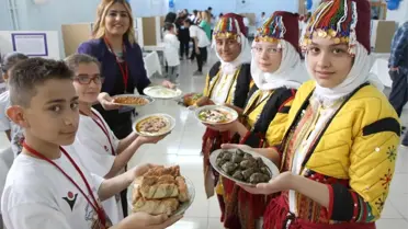 Öğrenciler Amasya Yemeklerini Tanıttı