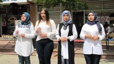 10'uncu Yıl Marşı'nı Işaret Diliyle Söylediler