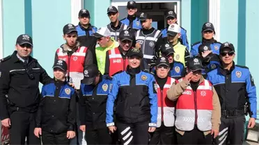Diyarbakır'da Engelli Gençler Bir Günlüğüne Özel Harekat Polisi Oldu