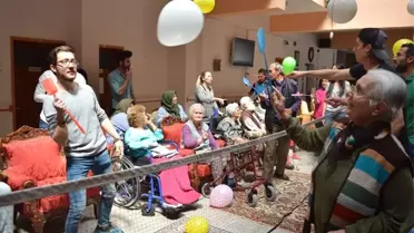 Gençlerle Yaşlılar Birlikte Eğlendi