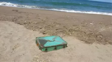 Kıyıya Vuran Sandıktan Rus Askeri Gemisinin Mühimmatı Çıktı