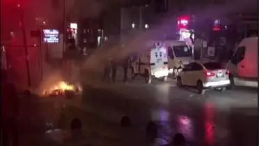 Sultangazi'de Cinayetin İşlendiği Mahallede Polis Müdahalesi(Geniş)