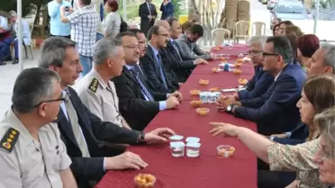 Şehit Başsavcı Alper ve Şoförü İçin 3 Bin Kişiye Lokma