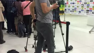 Bjk Tv Kameramanına Maçlara Girmeme Cezası