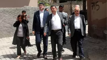 CHP'liler, Silopi'de Panzer Faciasının Olduğu Evi Ziyaret Etti