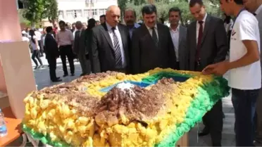 Gülnar'da 4006 Tübitak Bilim Fuarı