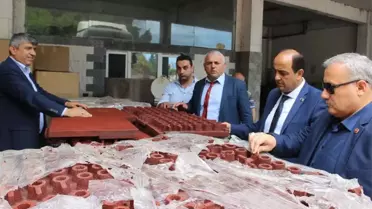 Gülüç'e Çeşme'den Bir Tır Dolusu Malzeme Geldi