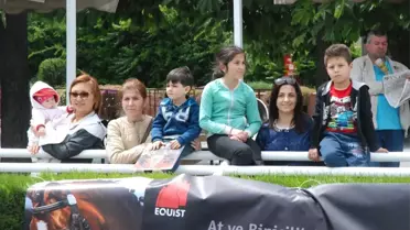 Atlar Bu Kez Güzellik İçin Yarıştı
