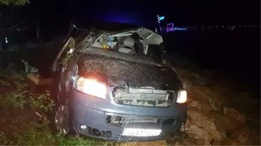 Cenazeye Gidenler Kaza Yaptı: 2 Ölü, 4 Yaralı
