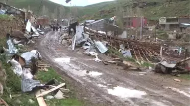 Bayburt'ta Şiddetli Rüzgar ve Hortum