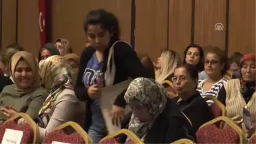 Osmanlı Saray Esvapları' Defilesi Yapıldı