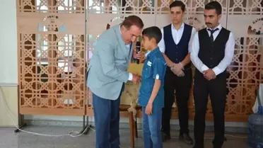 Belediye Başkanı Akdemir'den Gençlere Övgü