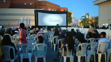 Açık Havada Aile Boyu Sinema Keyfi