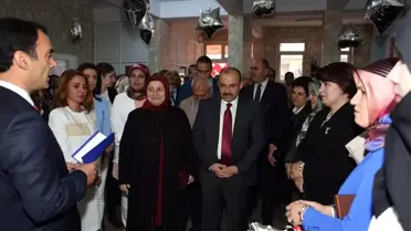 Vali İsmail Ustaoğlu, Halk Eğitim Merkezi Yıl Sonu Sergisine Katıldı