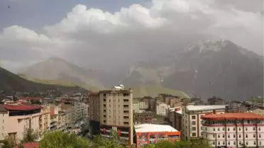 Yüksekovalılar Sevindi, Hakkarililer Üzüldü