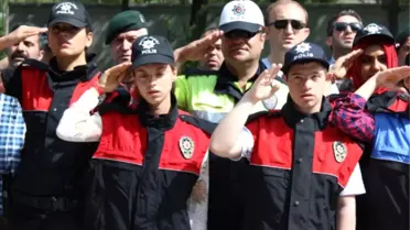 Engeliler Bir Günlüğüne Polis Oldu