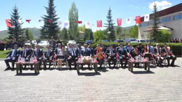 Kelkit Aydın Doğan Meslek Yüksekokulu'nda 12'inci Mezuniyet Coşkusu