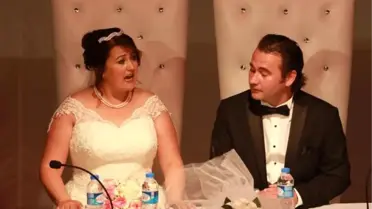 Tiyatro Oyununda Gerçek Nikah
