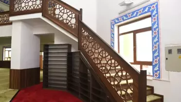 Akşemseddin Camii Yeni Yüzüyle İbadete Açıldı
