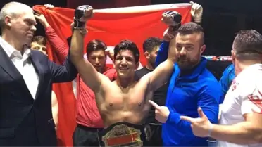 Kağıt Toplayan Sporcu Kadir Dalkıran, Karma Dövüşlerde Dünya Şampiyonu Oldu