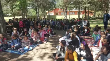 Tokat'ta, 'Okullu Okulsuz Okuyoruz Yazıyoruz' Projesi