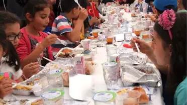 Çocuklar Tekne Orucunu Açtılar