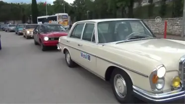 Klasik Otomobil Tutkunları Safranbolu'da Buluştu