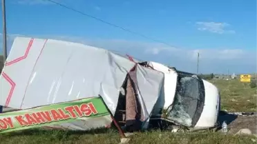 Tarım İşçilerini Taşıyan Kamyonet Devrildi: 1 Ölü, 21 Yaralı