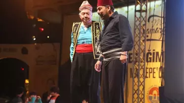 Binlerce Maltepeli 'Sevgi Sofrası'Nda Orucunu Açtı