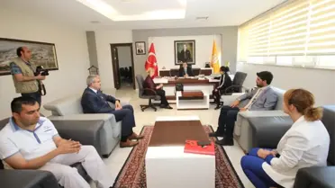 Şampiyon İrem'den Rektör Kızılay'a Ziyaret
