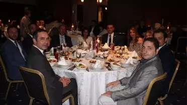 Tasavvufçu Yazar Cemalnur Sargut Bursa'da İftara Katıldı.