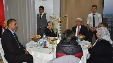 Vali Doğan, Şehit ve Gazi Aileleriyle İftarda Buluştu
