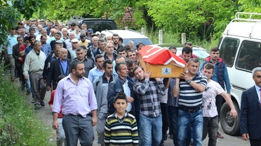 Göçükte Ölen Babaya Son Dokunuş