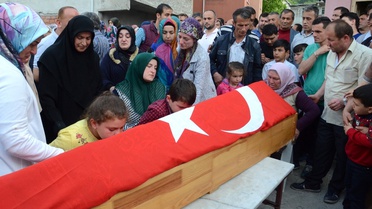 Göçükte Ölen Babaya Son Dokunuş