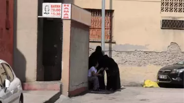 Yangın Çıkan Hamamda Yıkanan Kadınlar Kendilerini Dışarı Attı